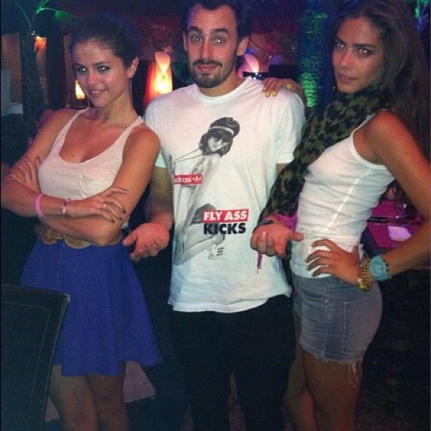 Чем не плакат для мексиканского фильма?