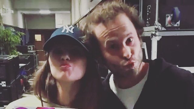 Селена с фанатом