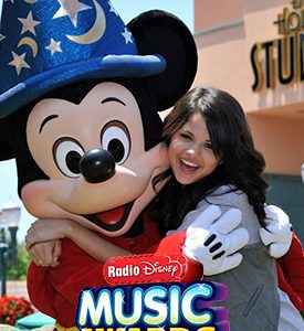 Голосуй за Селену в музыкальной премии Radio Disney Music Awards 2018