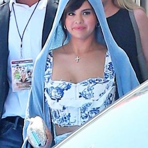 30 Июня Селена покидает премьеру Монстры На Каникулах 3