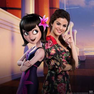 13 Июля Селена на Твиттере: Кто будет смотреть со мной #HotelT3 в эти выходные?