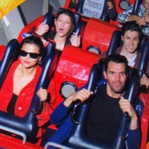 4 Июля Селену заметили в Диснейленде