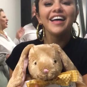 9 Августа @gomezreport на Инстаграме: Я не могу в это поверить. Мне так повезло, что моя сестра встретила ее