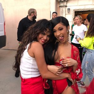 25 Августа @iamcardib на Инстаграме: Самая сладкая девочка в мире @selenagomez
