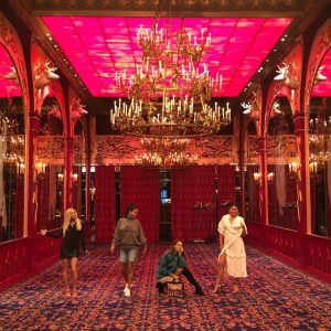 10 Сентября @annaballins на Инстаграме: Просто своего рода просто обычная комната