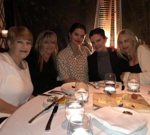 27 Февраля больше фото с дня рождения тети Селены