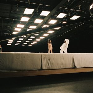 15 Марта @itsbennyblanco на Инстаграме: Большая кровать для смеха