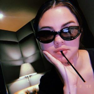 8 Мая Селена на Инстаграме: Студио дива