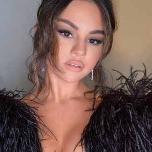 10 Июня @hungvanngo на Инстаграме: #SelenaGomez этим вечером для премьеры #TheDeadDontDie в Нью-Йорке