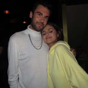 28 Октября Селена с фанатами в Нью-Йорке