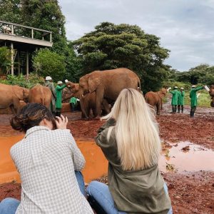 11 Декабря Селена на благотворительной миссии в парке «Sheldrick Wildlife Trust» в Найроби, Кения