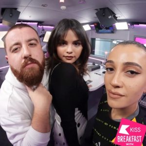 17 Декабря новое интервью Селены для утреннего шоу «Kiss Breakfast» на Kiss Fm UK