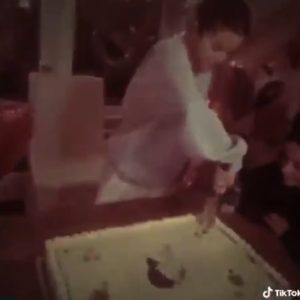 14 Января Селена на Tik Tok