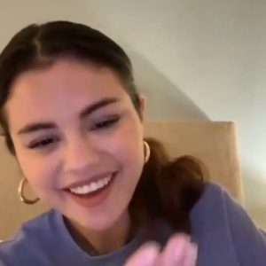 27 Апреля @Beats1 на Твиттере: плейлист выбранный самой @selenagomez