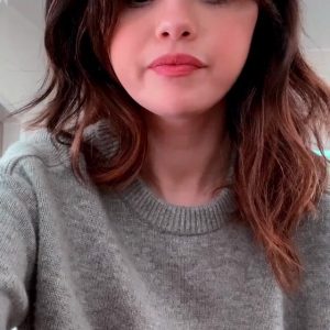 20 Мая Селена в истории Инстаграма