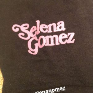 22 Октября Джек Шлоссберг разместил фото мерчандайза «Selena Gomez x When We All Vote» в свою историю Инстаграма