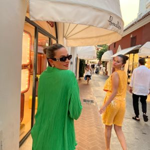 9 Августа: новые фото и видео с Селеной с ее летних каникул в Италии