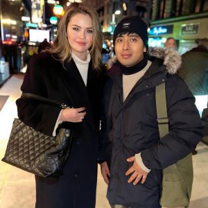 Новые фото Селены с фанатом 13 декабря в Нью-Йорке
