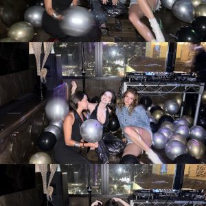 19 Июля: Селена на вечеринке с подругами