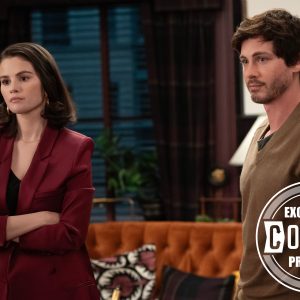 15 Августа: новый стилл с Селеной из нового сезона сериала Only Murders In The Building