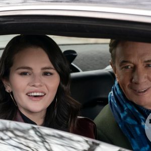 5 Сентября: новый стилл с Селеной из Only Murders In The Building