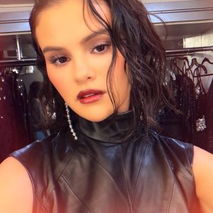 23 Октября: новые фото Селены из-за кулис со съемок клипа «In The Dark»