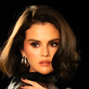 29 Октября: Селена берет тебя за кулисы н съемки клипа In The Dark