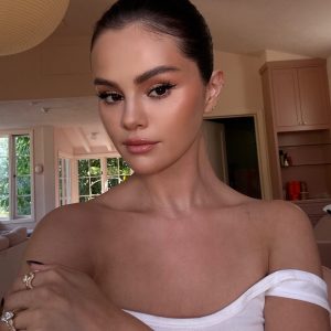 5 Ноября: новое великолепное селфи Селены