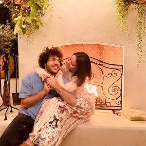 27 Ноября: Селена поздравляет всех с Днем благодарения