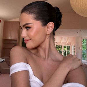 15 Ноября: новое потрясающее селфи Селены