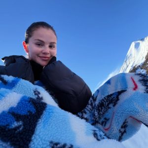 1 Января: Селена встречает Новый Год на горнолыжном курорте