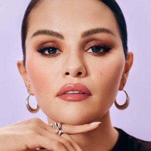 30 Мая: новое фото Селены из фотосесии для Rare Beauty
