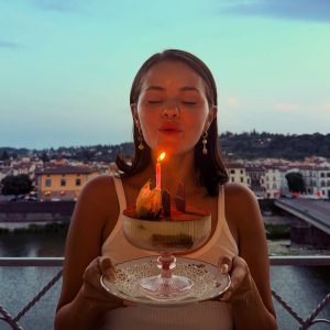 22 Июля: Селена благодарит фанатов за поздравления с днём рождения